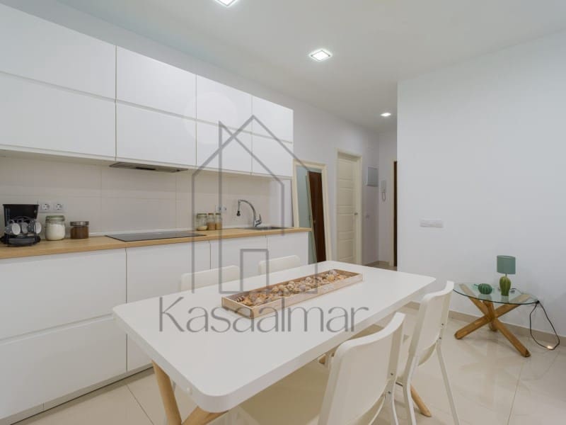 1 sovrum Lägenhet att hyra i Las Palmas de Gran Canaria - 1 100 € (Ref: 9677080)