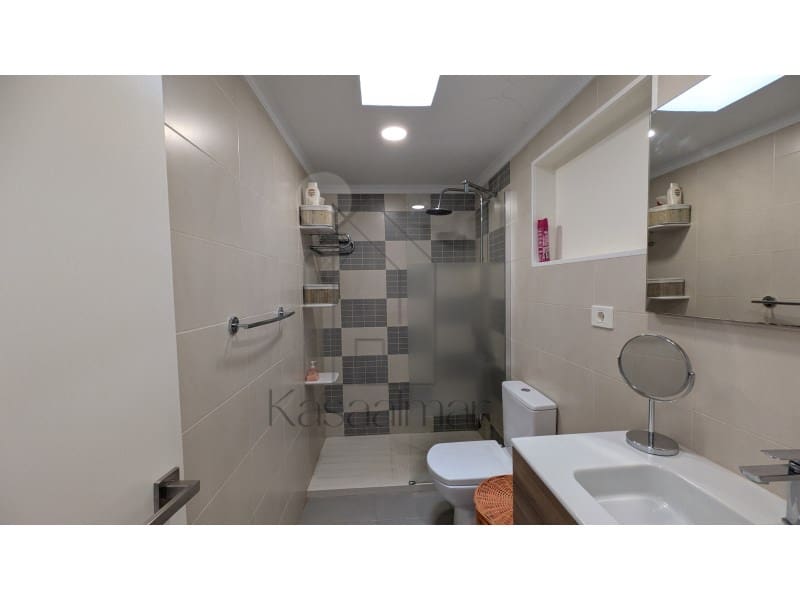 2 quarto Bungalow para arrendar em Playa del Ingles com piscina - 1 700 € (Ref: 9686271)