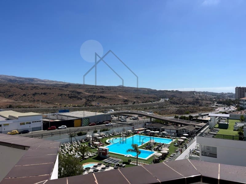 1 bedroom Apartment for rent in San Bartolome de Tirajana with pool garage - € 1,300 (Ref: 9731915)