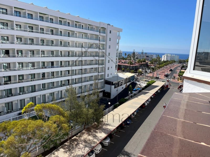 1 bedroom Apartment for rent in San Bartolome de Tirajana with pool garage - € 1,300 (Ref: 9731915)