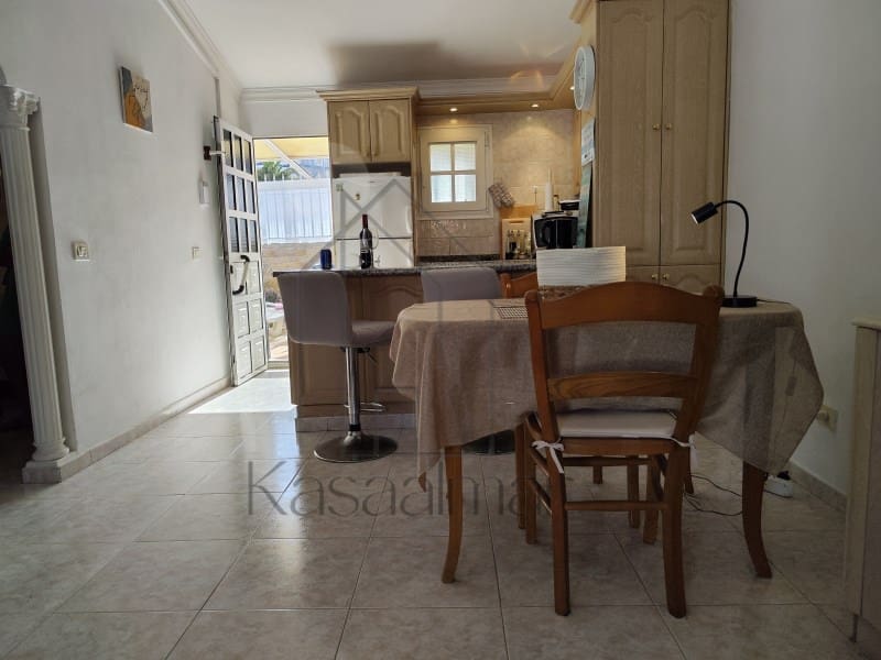 2 bedroom Bungalow for rent in Playa del Ingles with pool - € 1,500 (Ref: 9741645)