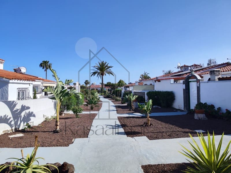 2 bedroom Bungalow for rent in Playa del Ingles with pool - € 1,500 (Ref: 9741645)