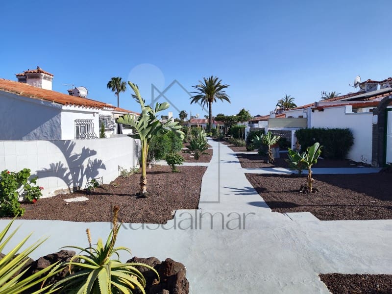 2 bedroom Bungalow for rent in Playa del Ingles with pool - € 1,500 (Ref: 9741645)