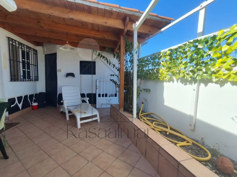 2 bedroom Bungalow for rent in Playa del Ingles with pool - € 1,500 (Ref: 9741645)