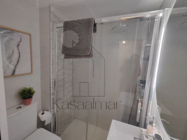 1 makuuhuone Huoneisto vuokrattavana paikassa Playa del Inglés, San Bartolomé de Tirajana mukana uima-altaan - 1 600 € (Ref: 9783670)