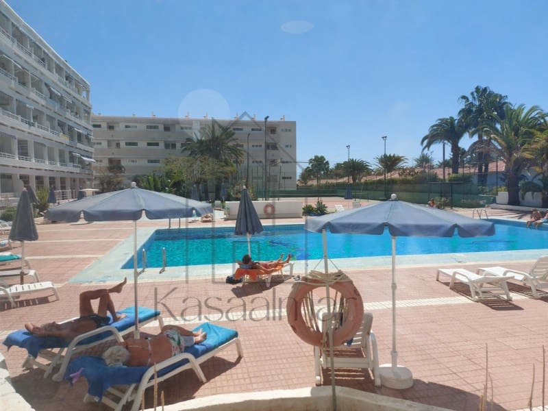 1 makuuhuone Huoneisto vuokrattavana paikassa Playa del Ingles mukana uima-altaan - 1 600 € (Ref: 9783670)