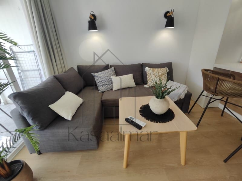 1 makuuhuone Huoneisto vuokrattavana paikassa Playa del Ingles mukana uima-altaan - 1 600 € (Ref: 9783670)