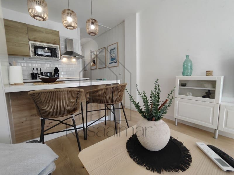 1 makuuhuone Huoneisto vuokrattavana paikassa Playa del Ingles mukana uima-altaan - 1 600 € (Ref: 9783670)