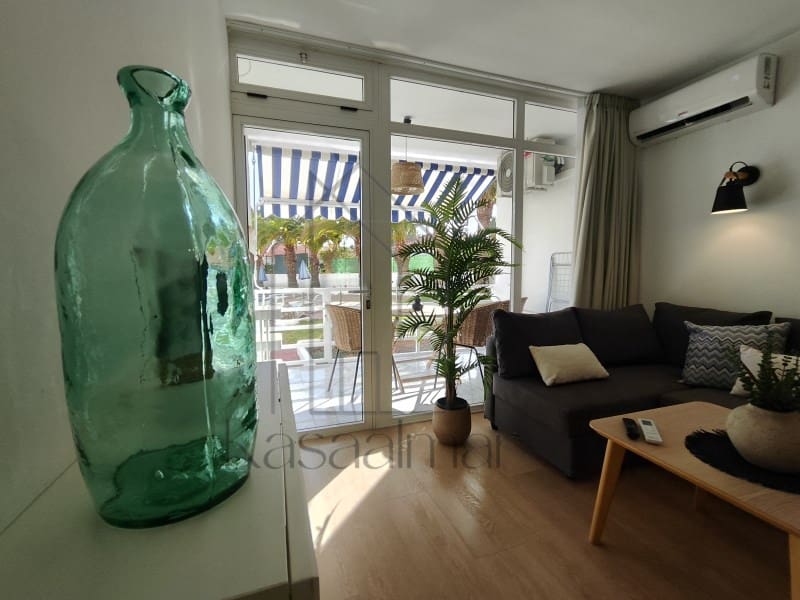 1 makuuhuone Huoneisto vuokrattavana paikassa Playa del Ingles mukana uima-altaan - 1 600 € (Ref: 9783670)