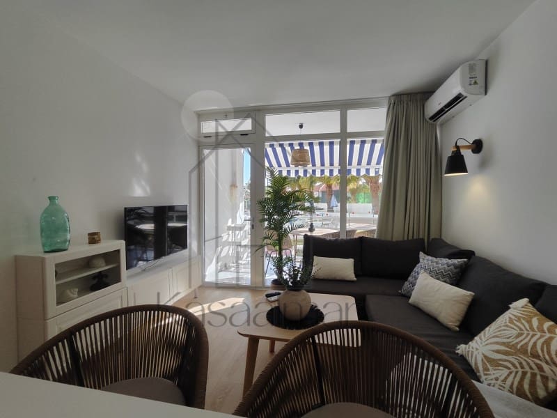 1 makuuhuone Huoneisto vuokrattavana paikassa Playa del Ingles mukana uima-altaan - 1 600 € (Ref: 9783670)