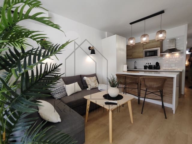 1 makuuhuone Huoneisto vuokrattavana paikassa Playa del Inglés, San Bartolomé de Tirajana mukana uima-altaan - 1 600 € (Ref: 9783670)