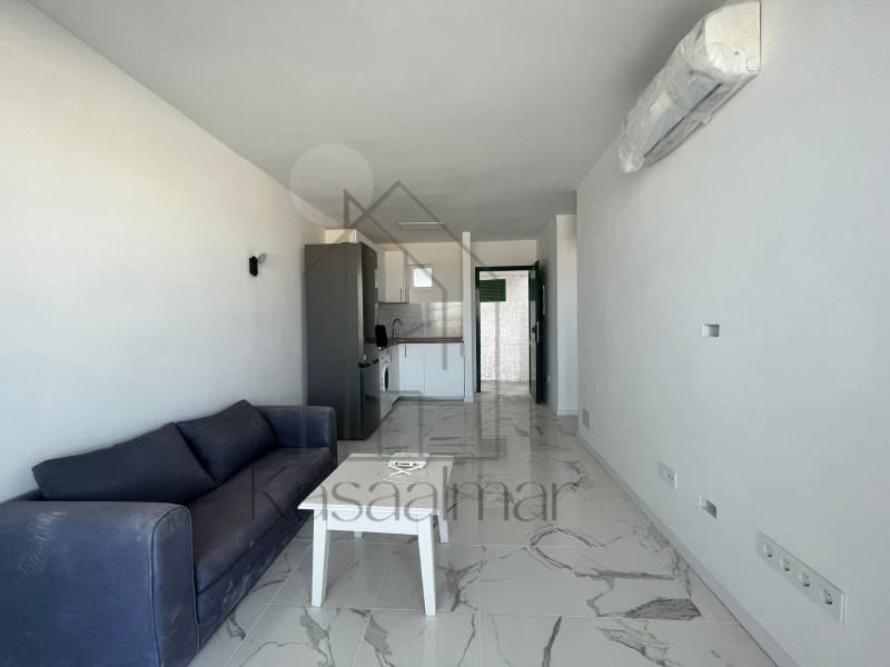 Apartamento para arrendar em Puerto Rico com piscina - 1 200 € (Ref: 9790885)