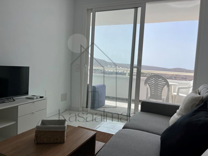 Apartment for rent in Puerto Rico with pool - € 1,200 (Ref: 9790885)