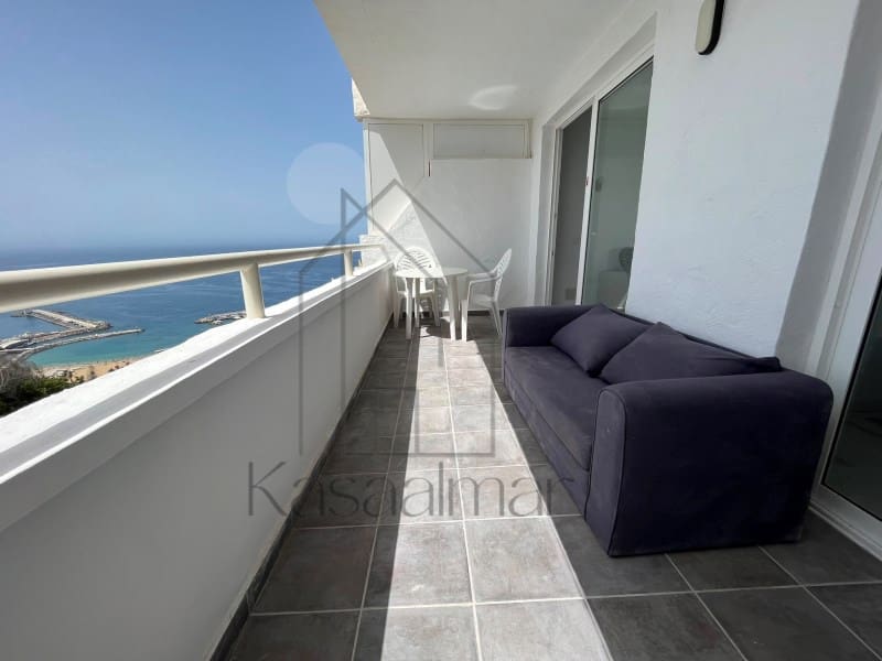 Apartment for rent in Puerto Rico with pool - € 1,200 (Ref: 9790885)
