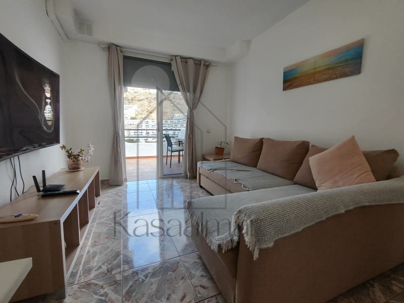 Appartement de 1 chambre à louer à Puerto Rico avec garage - 1 200 € (Ref: 9806314)