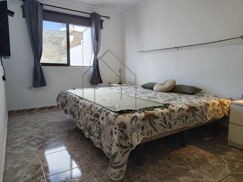 Appartement de 1 chambre à louer à Puerto Rico avec garage - 1 200 € (Ref: 9806314)