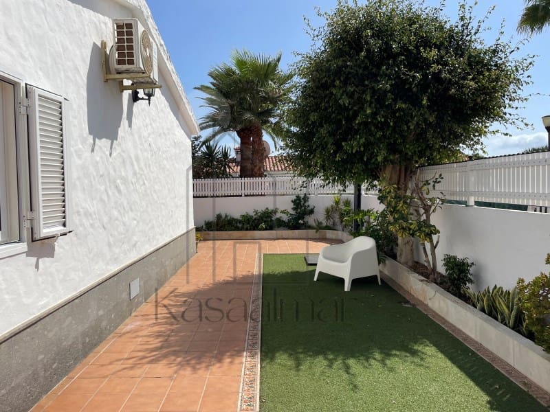 3 makuuhuone Bungalow vuokrattavana paikassa Playa del Ingles mukana uima-altaan - 2 500 € (Ref: 9817933)
