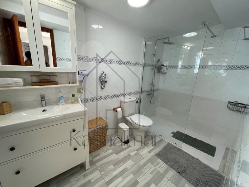 3 makuuhuone Bungalow vuokrattavana paikassa Playa del Ingles mukana uima-altaan - 2 500 € (Ref: 9817933)
