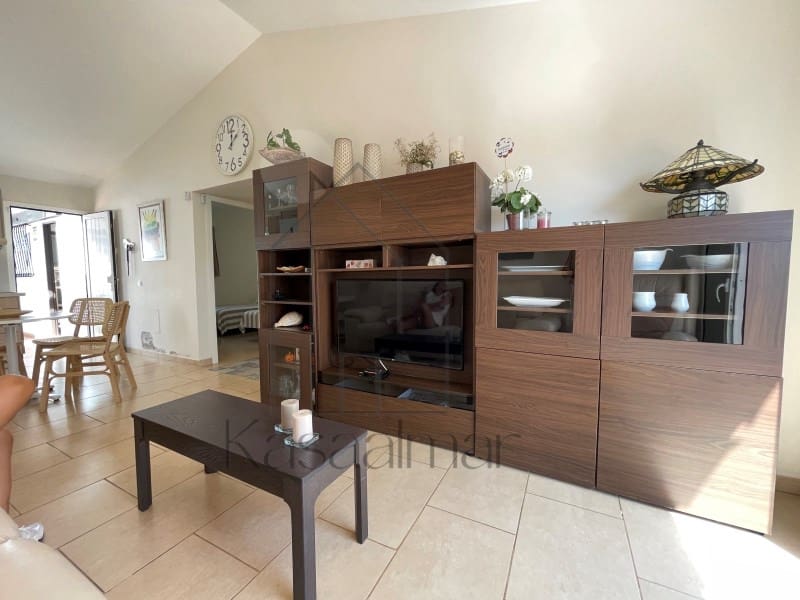 3 makuuhuone Bungalow vuokrattavana paikassa Playa del Ingles mukana uima-altaan - 2 500 € (Ref: 9817933)