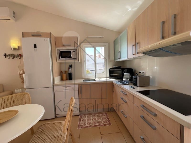 3 makuuhuone Bungalow vuokrattavana paikassa Playa del Ingles mukana uima-altaan - 2 500 € (Ref: 9817933)