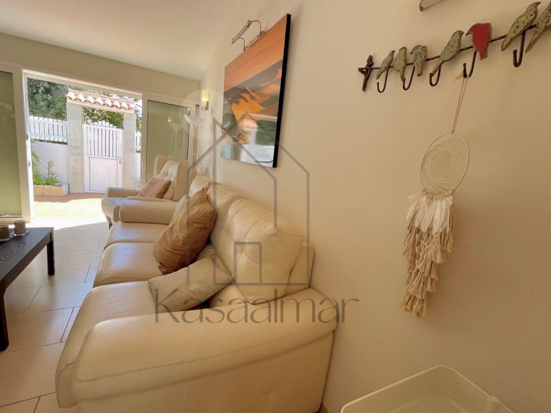 3 makuuhuone Bungalow vuokrattavana paikassa Playa del Ingles mukana uima-altaan - 2 500 € (Ref: 9817933)