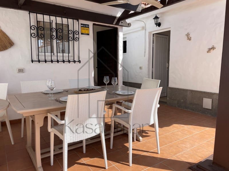 3 makuuhuone Bungalow vuokrattavana paikassa Playa del Ingles mukana uima-altaan - 2 500 € (Ref: 9817933)