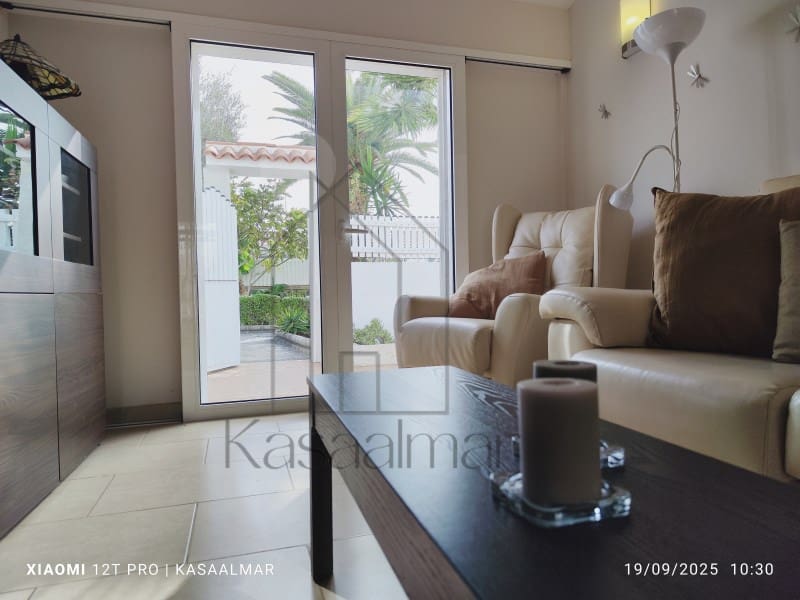 3 makuuhuone Bungalow vuokrattavana paikassa Playa del Ingles mukana uima-altaan - 2 500 € (Ref: 9817933)