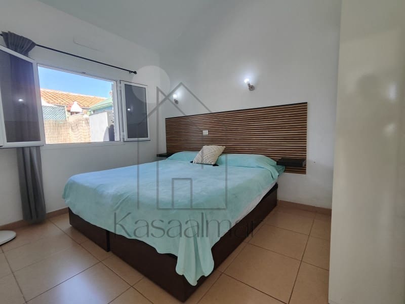 1 bedroom Bungalow for rent in Playa del Ingles with pool - € 1,800 (Ref: 9822463)