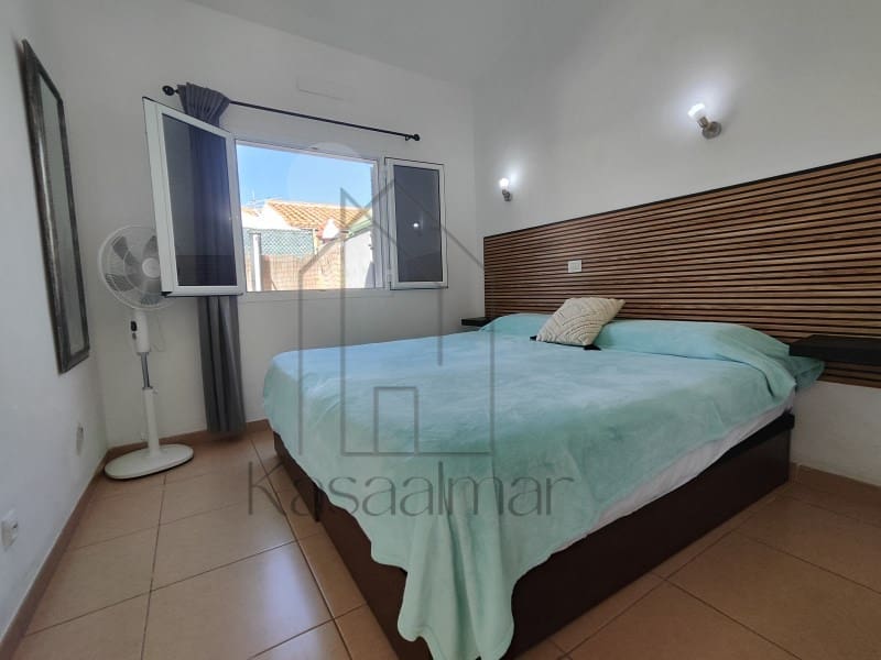 1 bedroom Bungalow for rent in Playa del Ingles with pool - € 1,800 (Ref: 9822463)