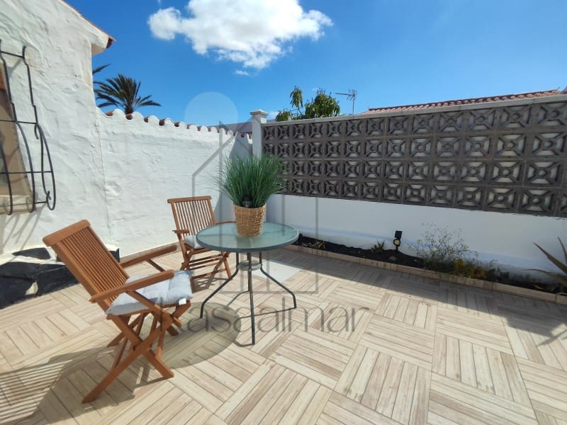 1 bedroom Bungalow for rent in Playa del Ingles with pool - € 1,800 (Ref: 9822463)