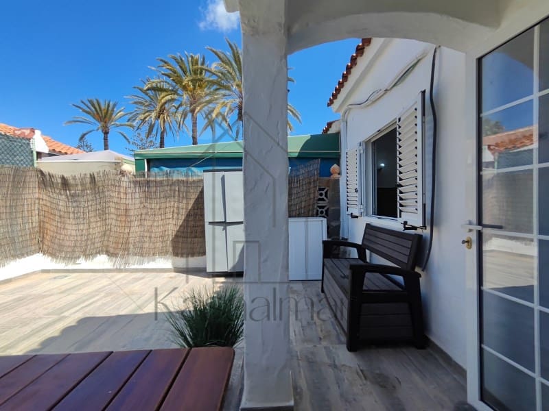 1 bedroom Bungalow for rent in Playa del Ingles with pool - € 1,800 (Ref: 9822463)