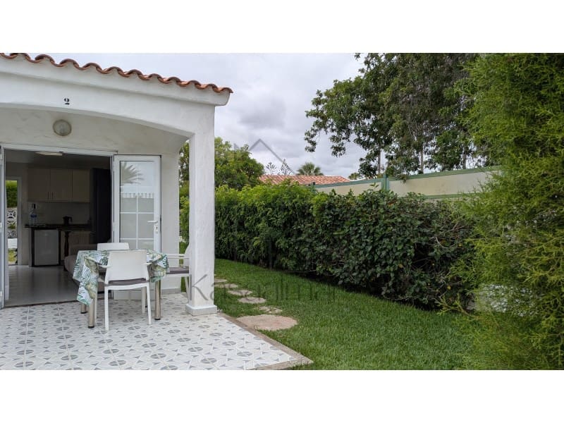 1 makuuhuone Bungalow vuokrattavana paikassa Playa del Ingles mukana uima-altaan - 1 400 € (Ref: 9822463)