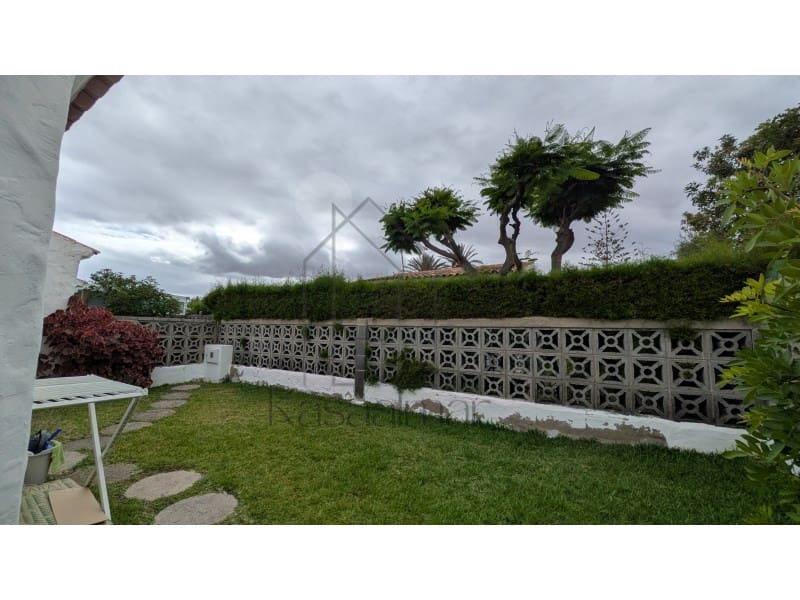 1 makuuhuone Bungalow vuokrattavana paikassa Playa del Ingles mukana uima-altaan - 1 400 € (Ref: 9822463)