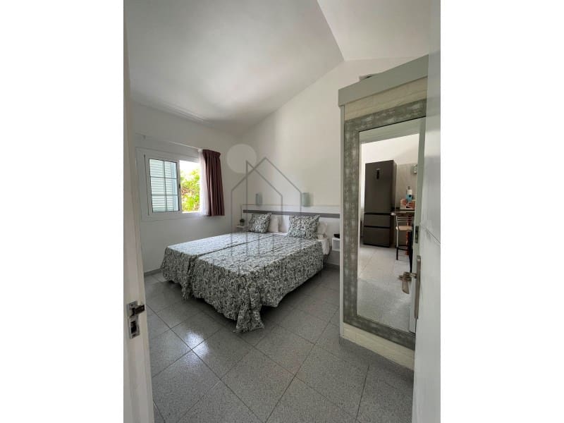 1 makuuhuone Bungalow vuokrattavana paikassa Playa del Ingles mukana uima-altaan - 1 400 € (Ref: 9822463)