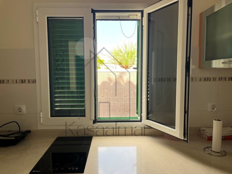 2 bedroom Bungalow for rent in Playa del Ingles with pool - € 1,400 (Ref: 9839268)
