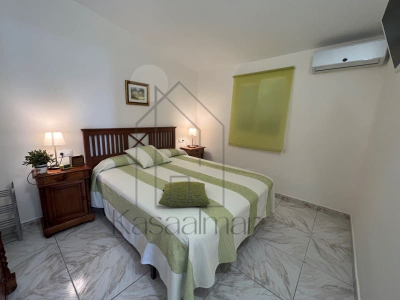2 bedroom Bungalow for rent in Playa del Ingles with pool - € 1,400 (Ref: 9839268)