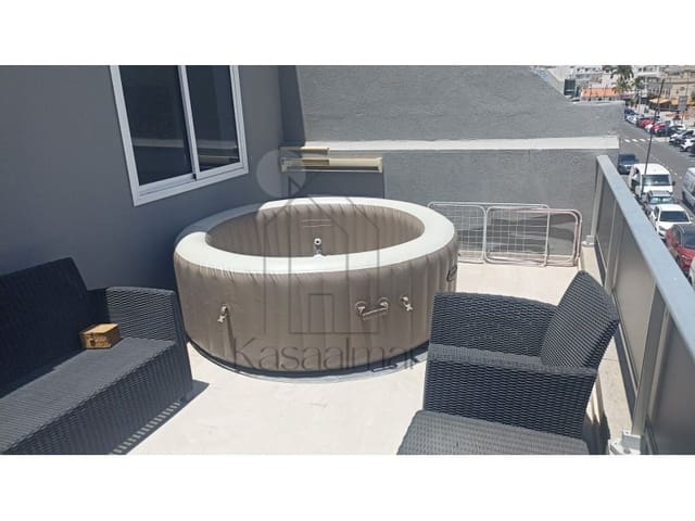 1 sovrum Lägenhet att hyra i Playa de Mogán, Mogán med garage - 2 000 € (Ref: 9840310)