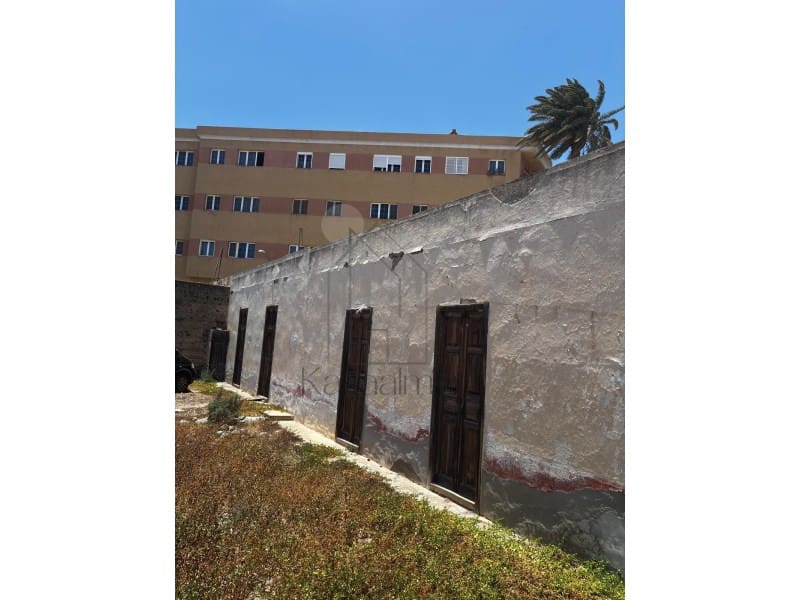 Huis te koop in Sardina - € 275.000 (Ref: 9887973)