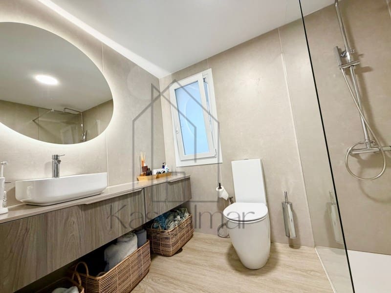 3 quarto Moradia para venda em San Bartolome de Tirajana com piscina - 749 000 € (Ref: 9917836)