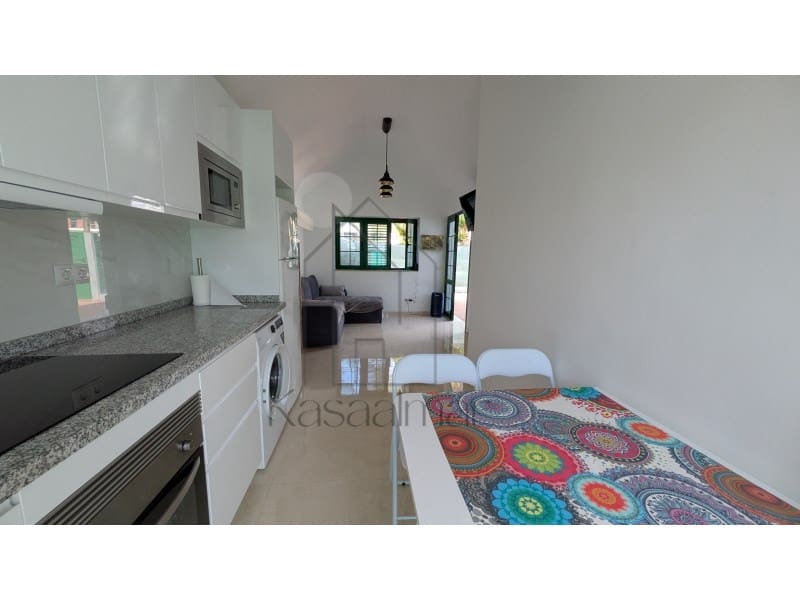 1 bedroom Villa for rent in San Bartolome de Tirajana with pool - € 1,600 (Ref: 9970303)