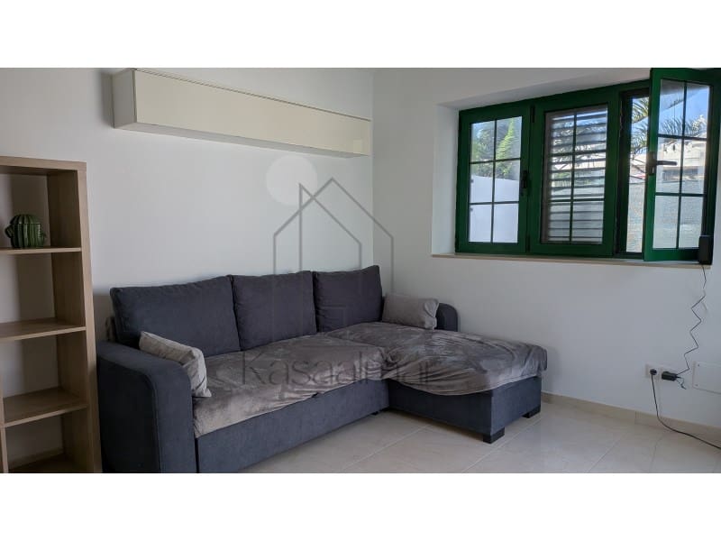 1 bedroom Villa for rent in San Bartolome de Tirajana with pool - € 1,600 (Ref: 9970303)