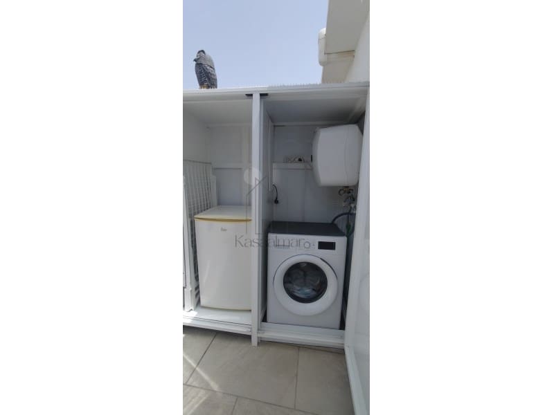 Bungalow de 2 chambres à louer à San Bartolome de Tirajana avec piscine - 1 800 € (Ref: 9995786)