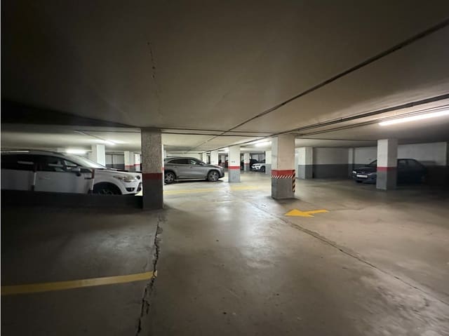 Autotalli myytävänä paikassa La Salle, Santa Cruz de Tenerife - 23 000 € (Ref: 8970860)