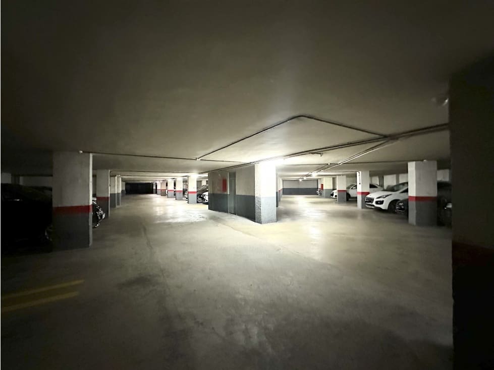 Garaż na sprzedaż w Santa Cruz de Tenerife - 23 000 € (Ref: 8970860)