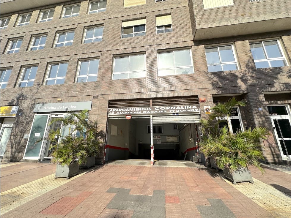Garaż na sprzedaż w Santa Cruz de Tenerife - 23 000 € (Ref: 8970860)