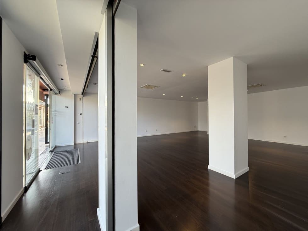 Komercyjne do wynajęcia w Las Chafiras (San Miguel) - 2 700 € (Ref: 8970863)