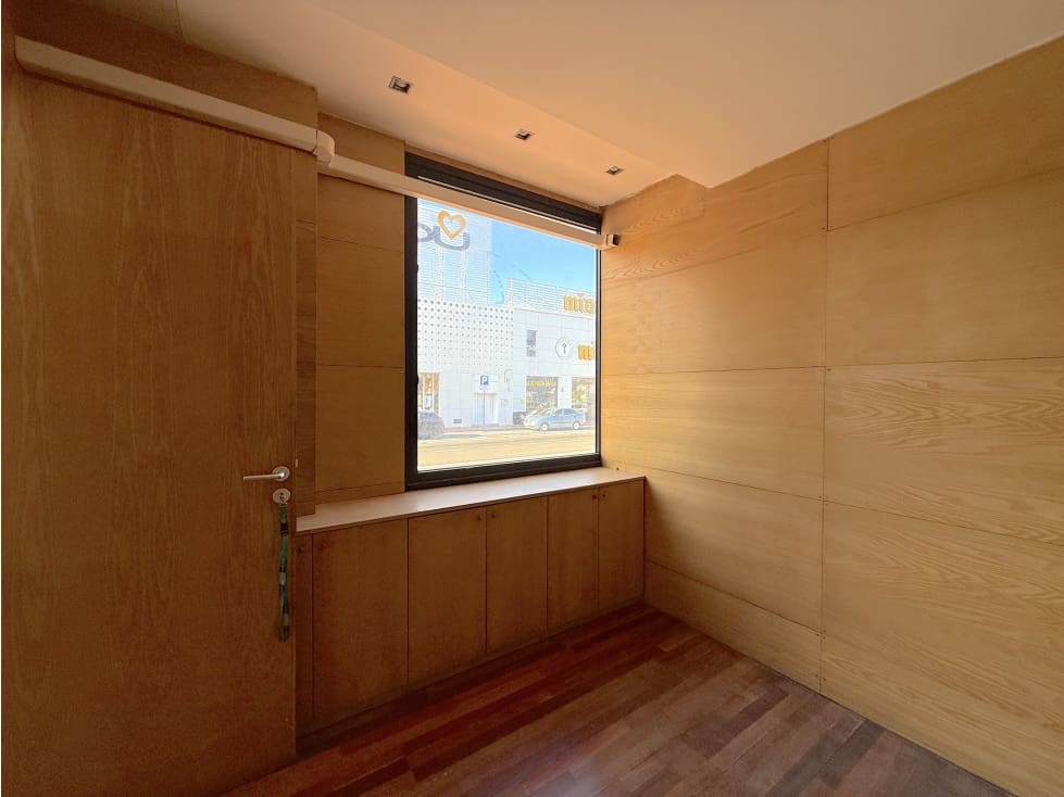 Komercyjne do wynajęcia w Las Chafiras (San Miguel) - 2 700 € (Ref: 8970863)