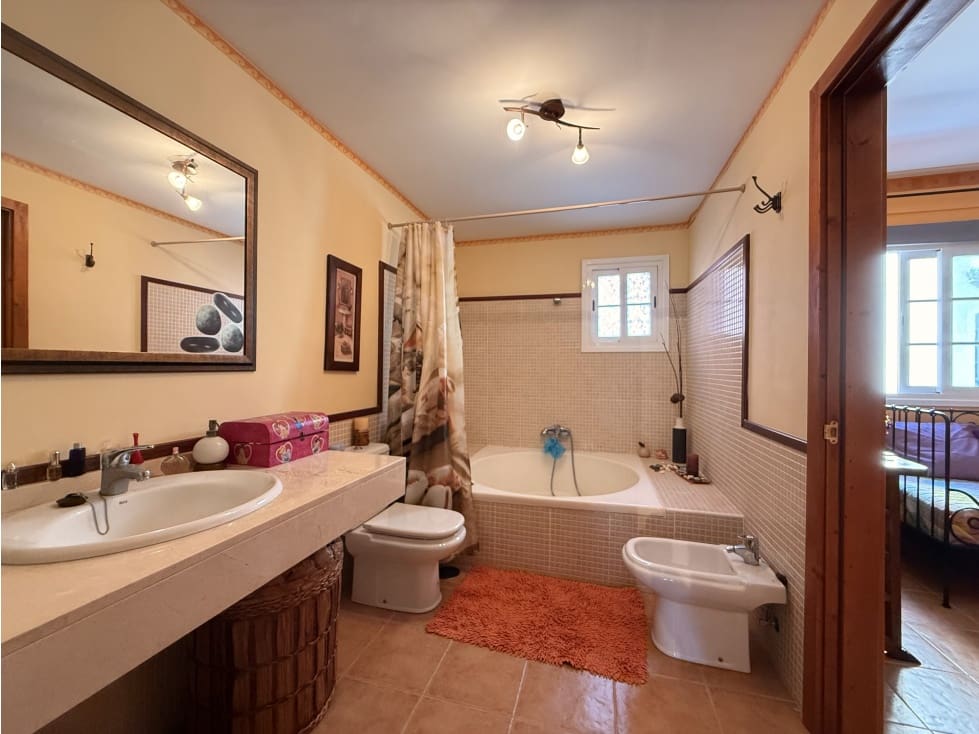 Leilighet til salgs i Las Chafiras (San Miguel) med svømmebasseng - € 240 000 (Ref: 8970864)