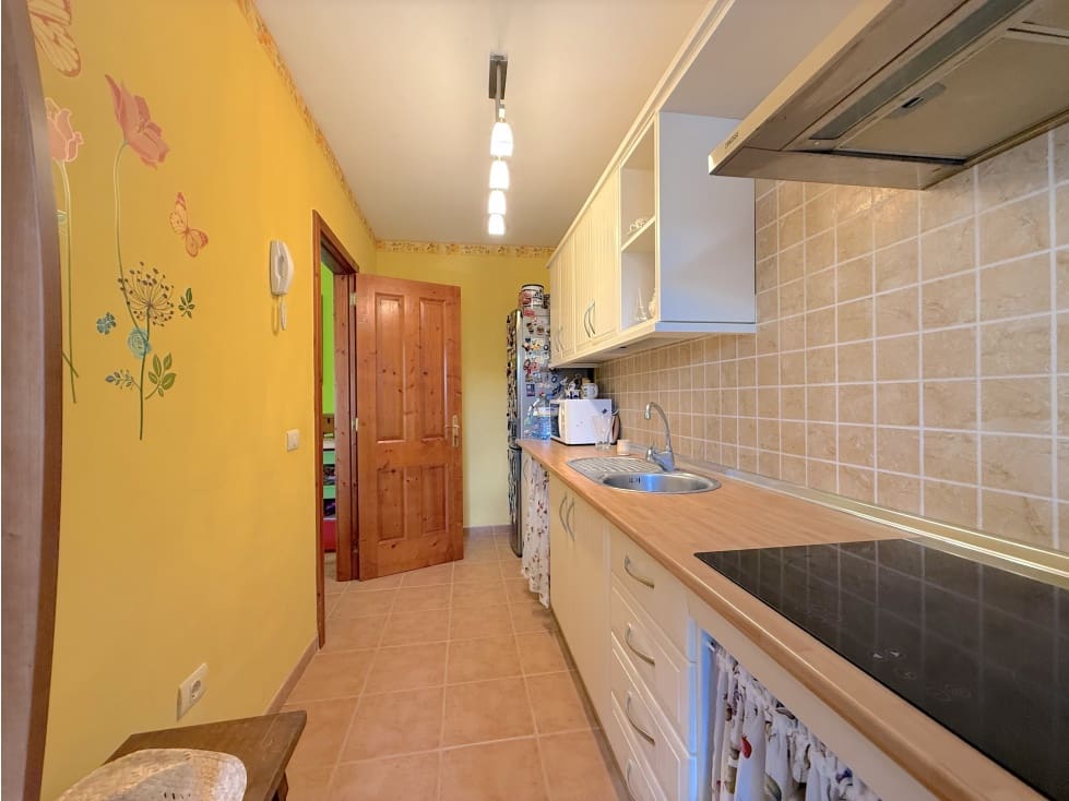 Leilighet til salgs i Las Chafiras (San Miguel) med svømmebasseng - € 240 000 (Ref: 8970864)