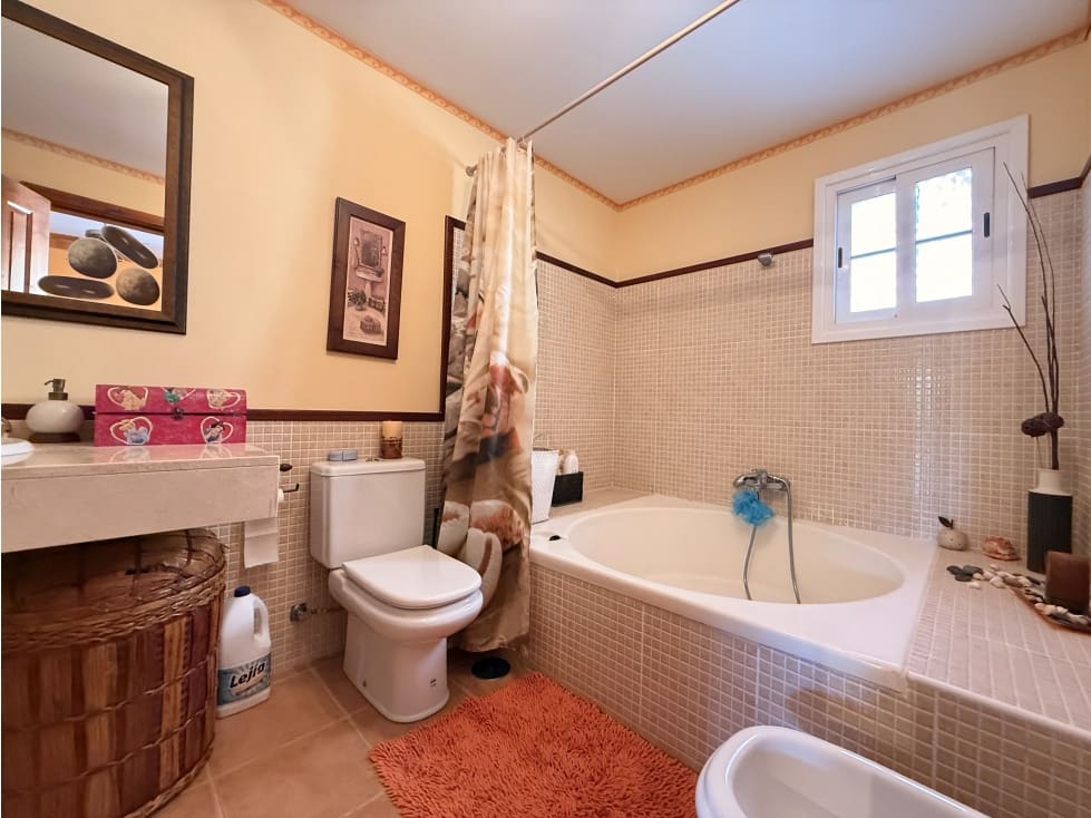 Leilighet til salgs i Las Chafiras (San Miguel) med svømmebasseng - € 240 000 (Ref: 8970864)